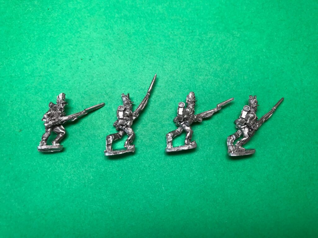 Hanovarian Line Infantry Advancing with Cmd - 19th Century Miniatures